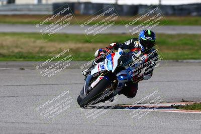 media/Jan-21-2023-Fastrack Riders (Sat) [[fcf3f88a30]]/Level 4/Session 4 Turn 6-Mountian Shot/